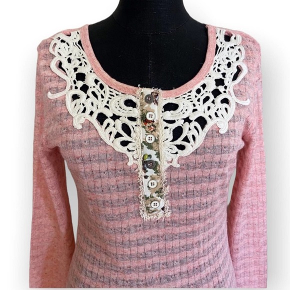 Miss Me Pink Knit Semi-Sheer Long Sleeve Sweater With Lace Detailing Size Small - Picture 2 of 8